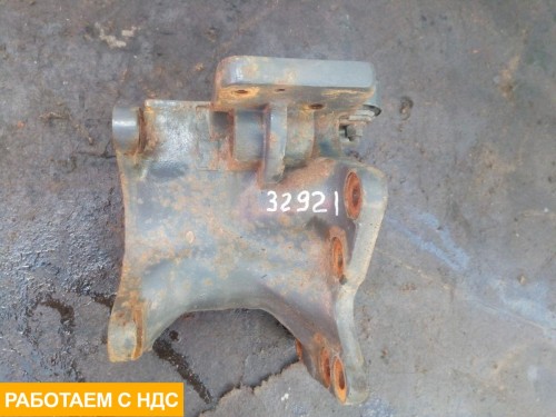 Кронштейн гидроусилителя (ГУР)