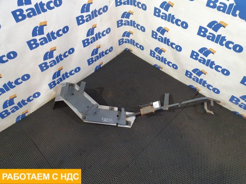 Кронштейн проводки правый