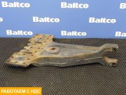 Кронштейн реактивной тяги правый