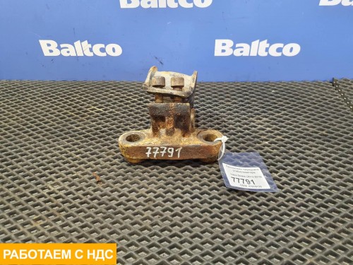 Кронштейн переднего стабилизатора