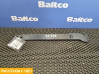 Накладка лобового стекла левая