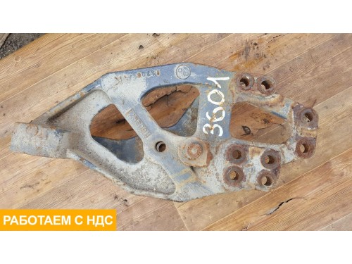 Кронштейн крепления передней рессоры правый